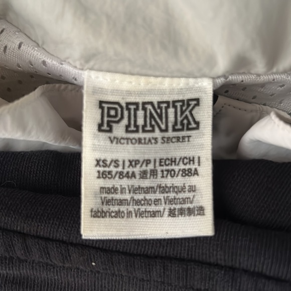 VS PINK WindbreakerJacket - Picture 3 of 3